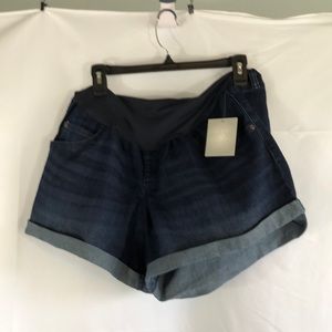 A Glow Boyfriend Jeans Shorts Maternity Size 18